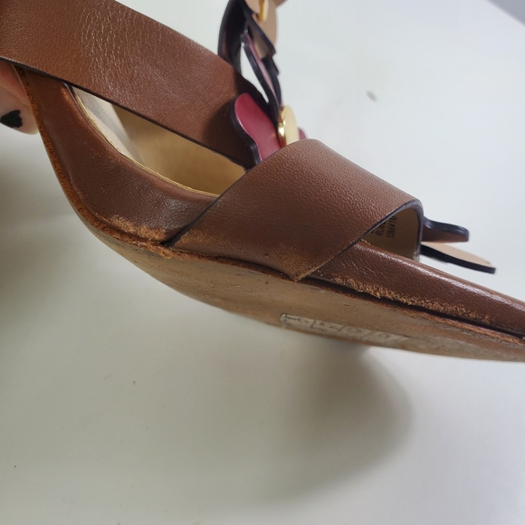 MICHAEL KORS Leather + Wood Flower Strappy Cage Heels / Sandals - Picture 13 of 16